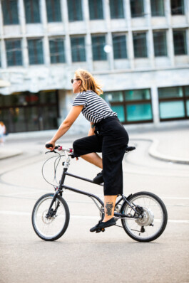 Vello in Zurich. Feat @ana_schlumpf Ph @felixbusso Felix Busso Photography